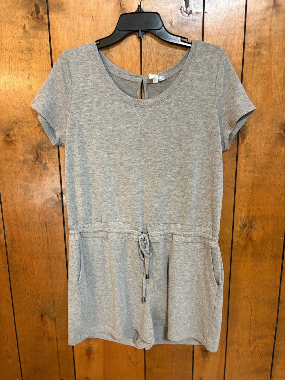 Cable & Gauge Heather Gray Short-Sleeve Knit Romper